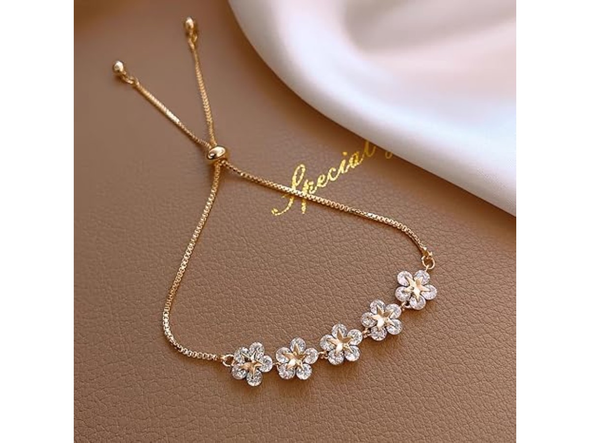 Adjustable Pearl Bracelet for Women